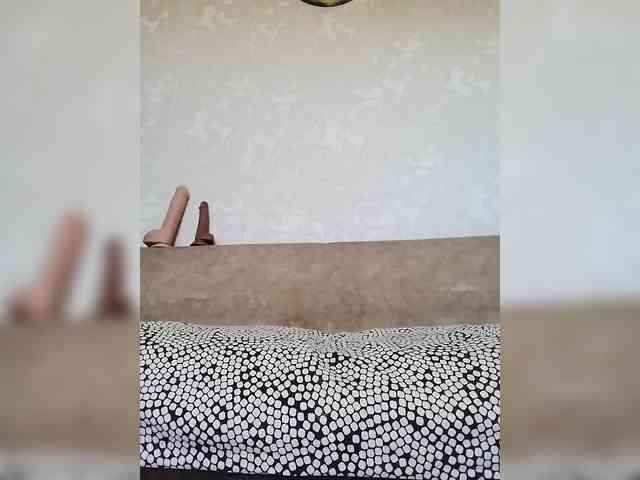 Elenna_ webcam
