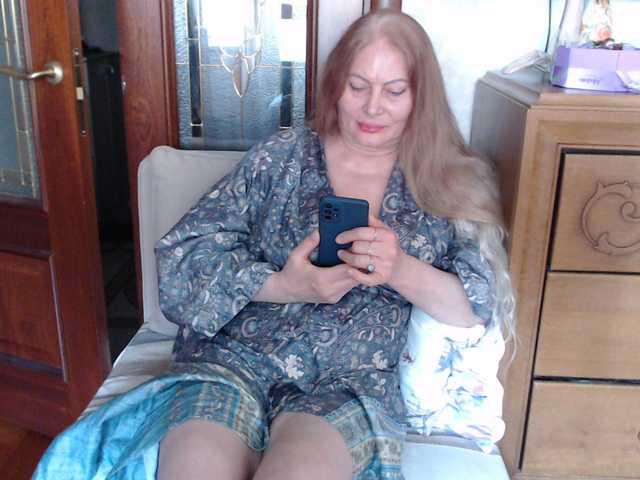 le modèle MonaMonako est en webcam porno dans un show sur le site bongacams, il possède les tags suivants: White/Caucasian,Blonde,Hairy