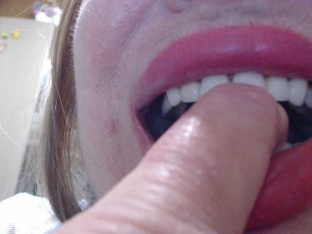 Marionaa's BongaCams show and profile