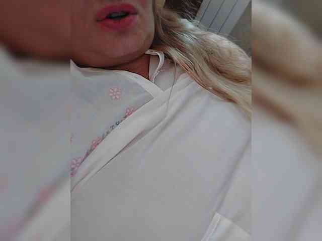 Marionaa Live Webcam on BongaCams