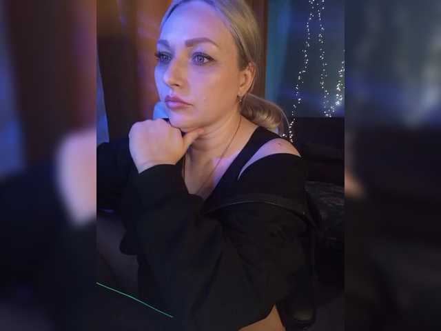 Tanysha-1's BongaCams show and profile