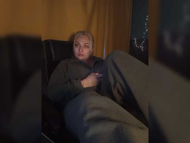 Tanysha-1's BongaCams show and profile