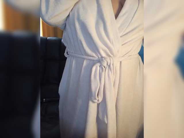 Tanysha-1's BongaCams show and profile