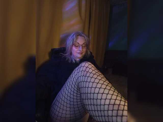 Tanysha-1's BongaCams show and profile