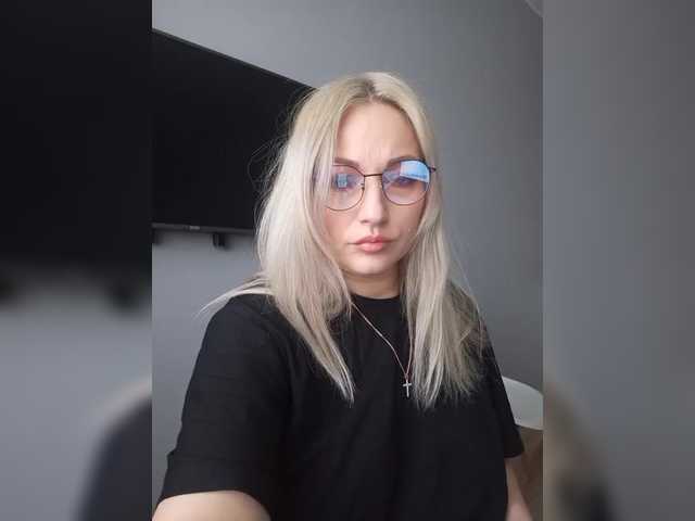 Tanysha-1 from BongaCams is Freechat