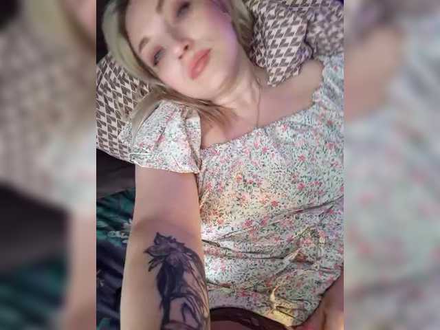 Tanysha-1's BongaCams show and profile