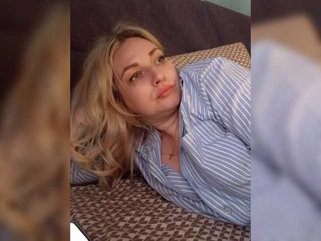 Tanysha-1's BongaCams show and profile