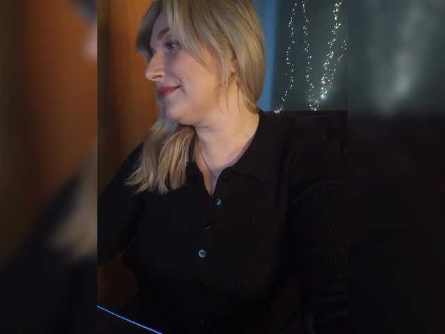 Tanysha-1's BongaCams show and profile