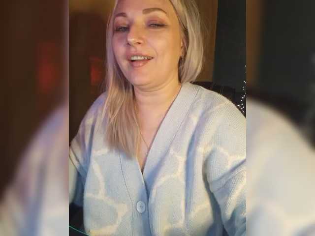 Tanysha-1's BongaCams show and profile