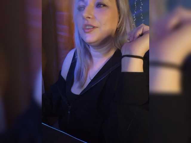 Tanysha-1's BongaCams show and profile