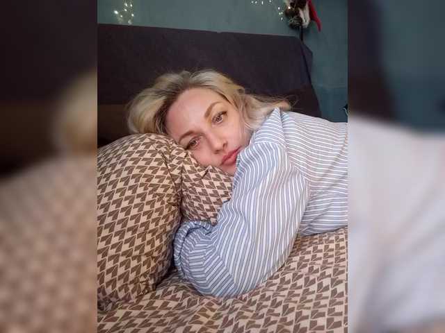 Tanysha-1's BongaCams show and profile