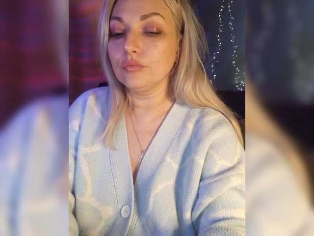 Tanysha-1's BongaCams show and profile