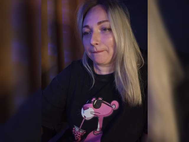 Tanysha-1's BongaCams show and profile