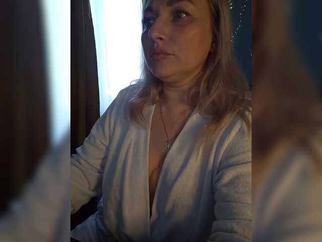 Tanysha-1's BongaCams show and profile