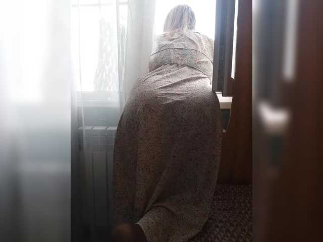 Tanysha-1's BongaCams show and profile