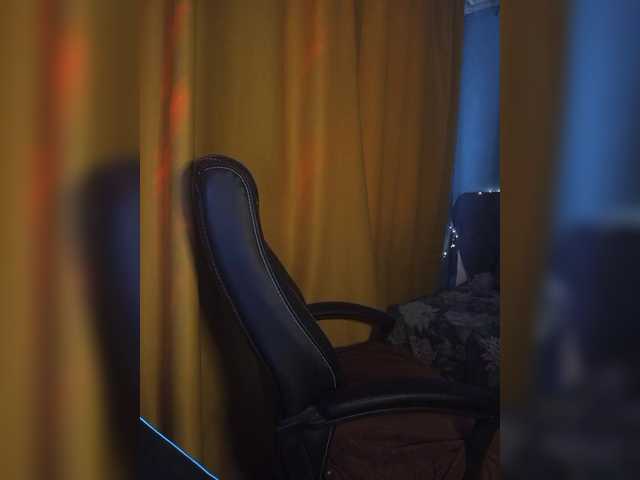 Tanysha-1's BongaCams show and profile