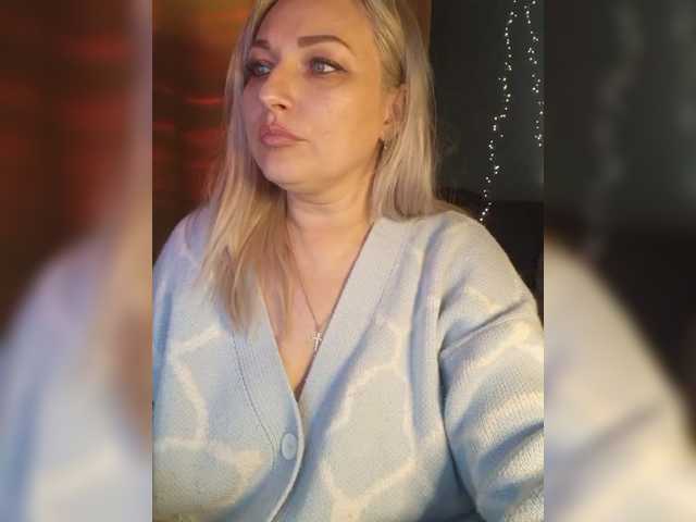 Tanysha-1's BongaCams show and profile