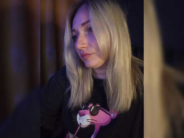 Tanysha-1's BongaCams show and profile