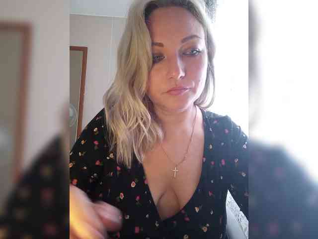 Tanysha-1 webcam