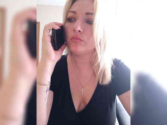 Tanysha-1 webcam