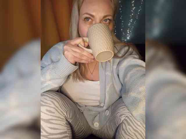 Tanysha-1 Live Webcam on BongaCams