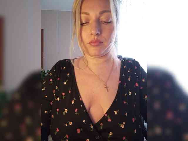 Tanysha-1 webcam