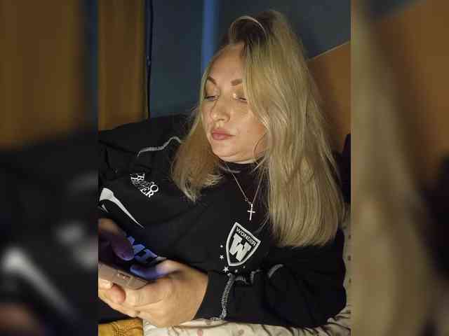 Tanysha-1 webcam