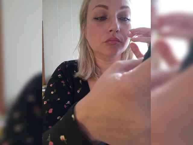 Tanysha-1 webcam