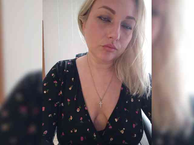 Tanysha-1 webcam