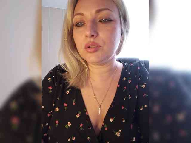 Tanysha-1 Live Webcam on BongaCams