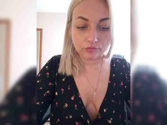 Tanysha-1 webcam
