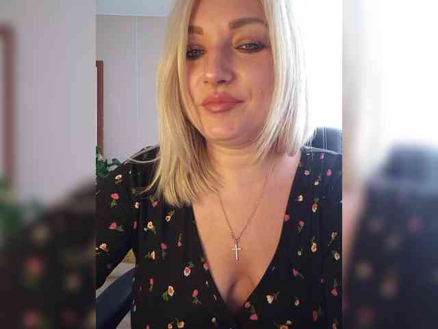 Tanysha-1 webcam