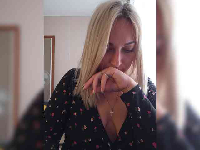 Tanysha-1 webcam