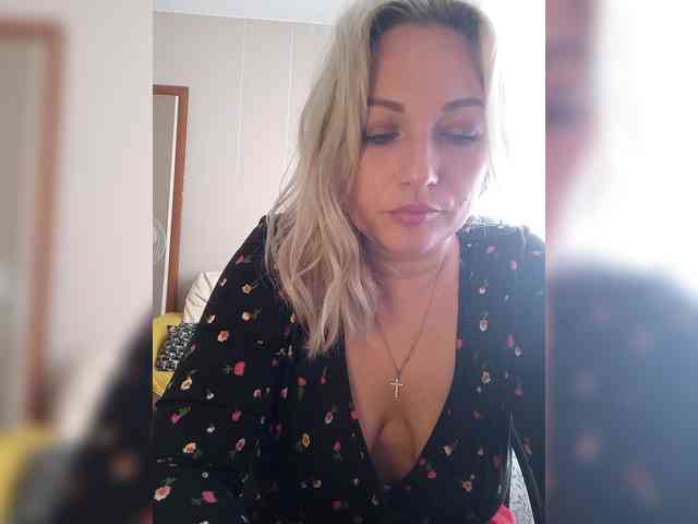 Tanysha-1 webcam