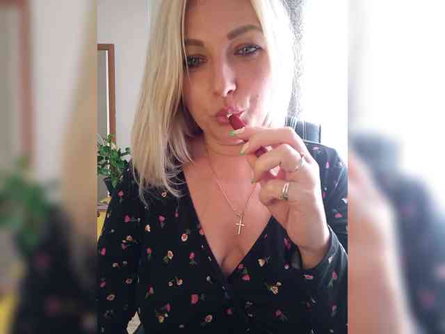 naked webcam Tanysha-1