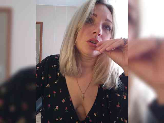 Tanysha-1 webcam