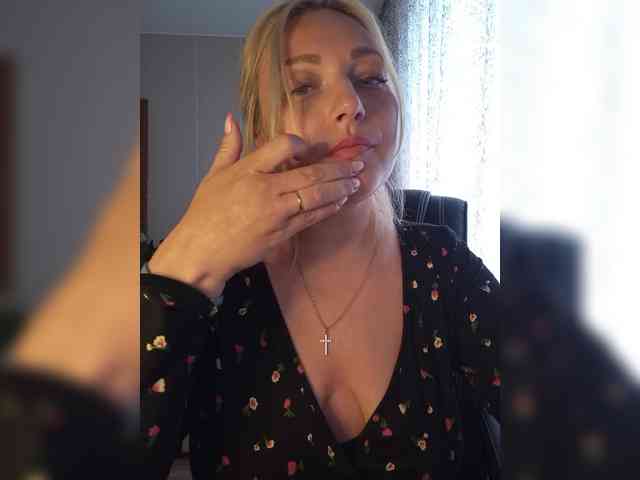 Tanysha-1 webcam