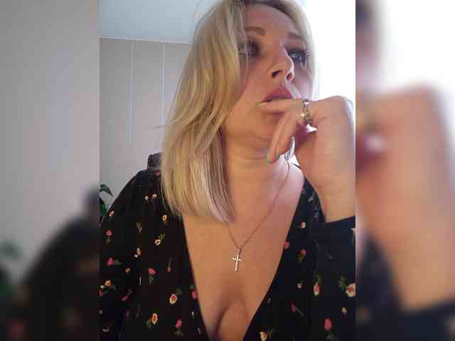 Tanysha-1 webcam