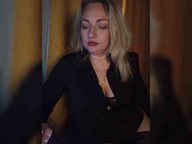 Tanysha-1 Live Webcam on BongaCams