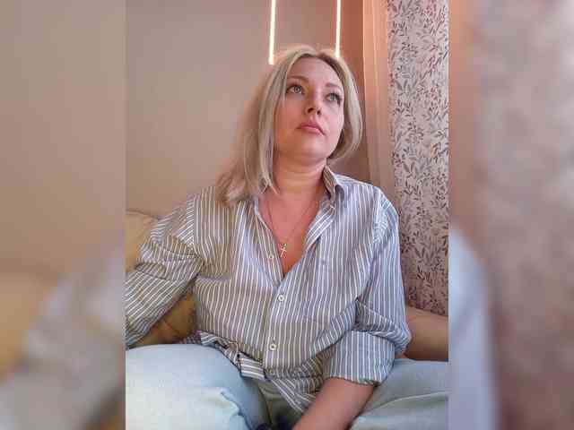 Tanysha-1 webcam