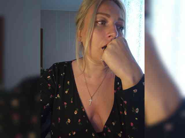 Tanysha-1 webcam