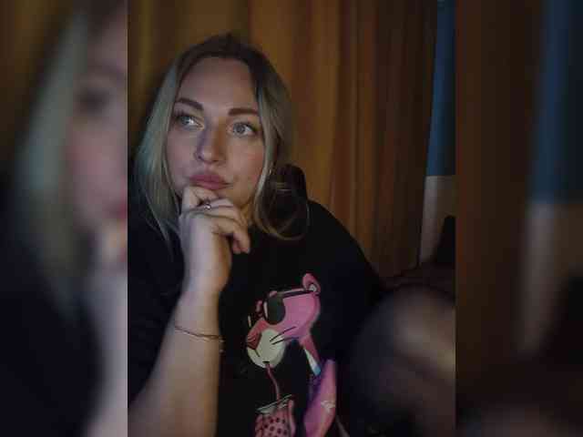 Tanysha-1 Live Webcam on {site_name}