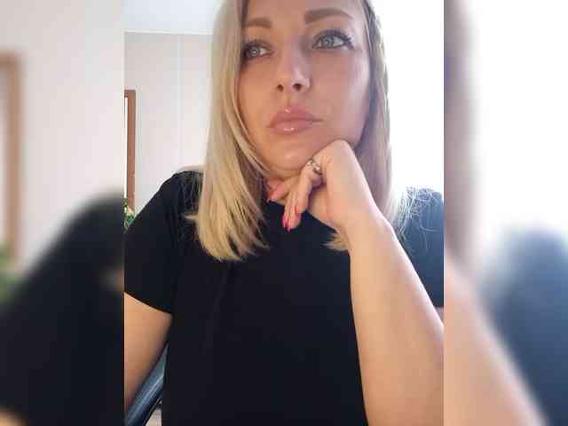 Tanysha-1 webcam