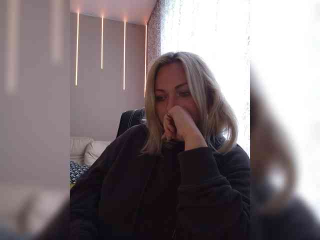 Tanysha-1 Live Webcam on BongaCams