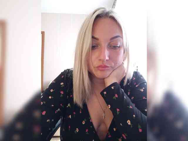 Tanysha-1 Live Webcam on BongaCams