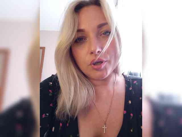 Tanysha-1 webcam