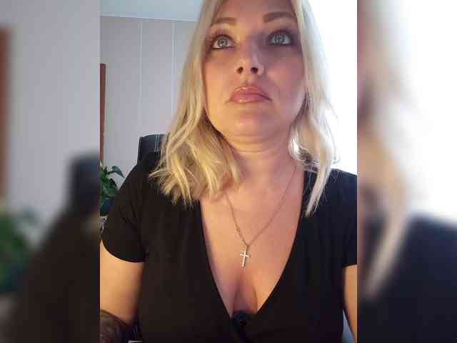 Tanysha-1 webcam