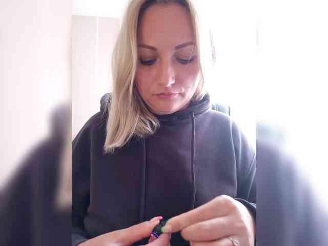 Tanysha-1 Live Webcam on BongaCams
