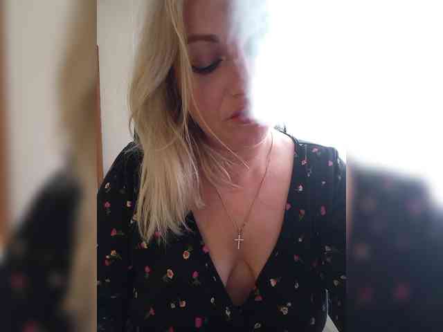 Tanysha-1 webcam