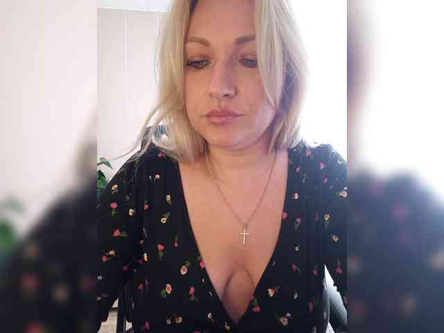 Tanysha-1 webcam